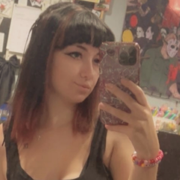 Meet your Posher, Lisa - Picture 5 of 12